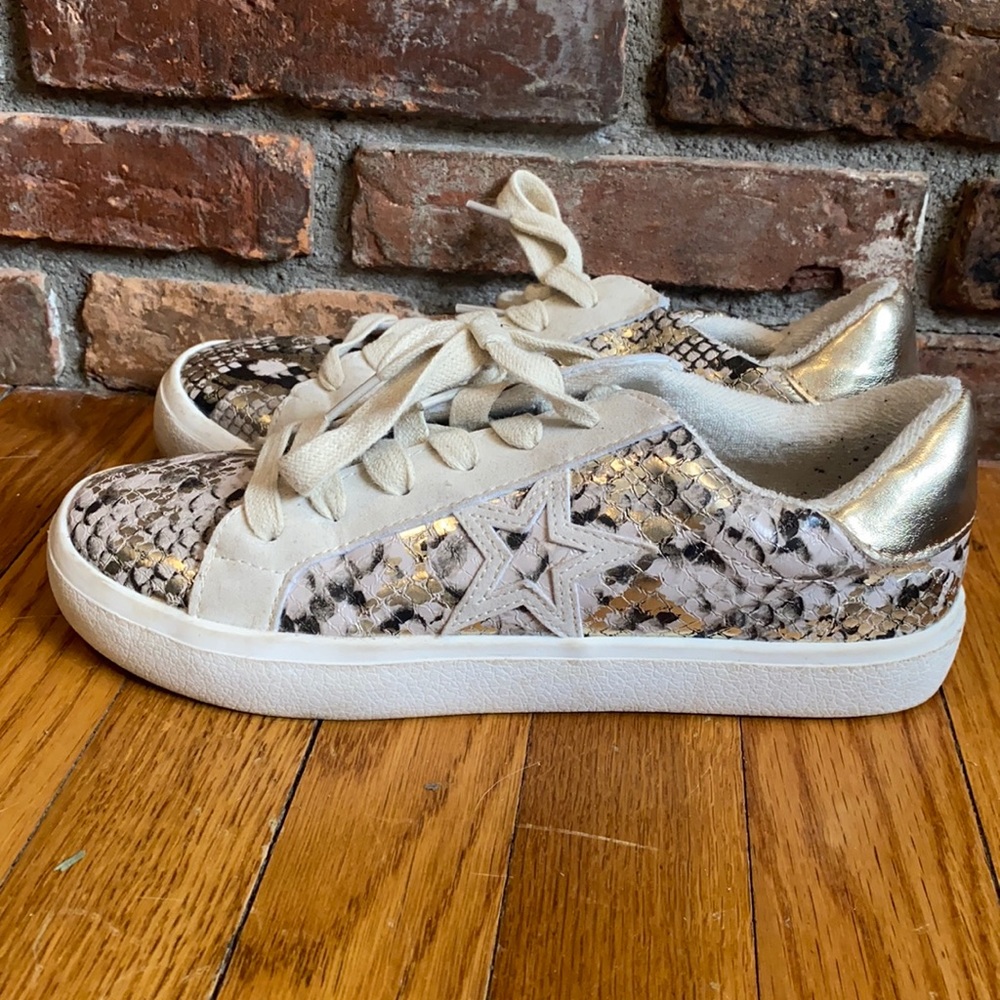 Golden Goose dupe sneakers